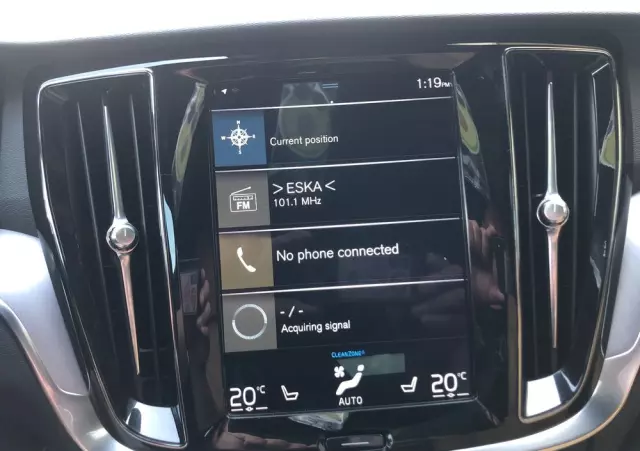 VOLVO V60 T6 AWD Momentum Pro