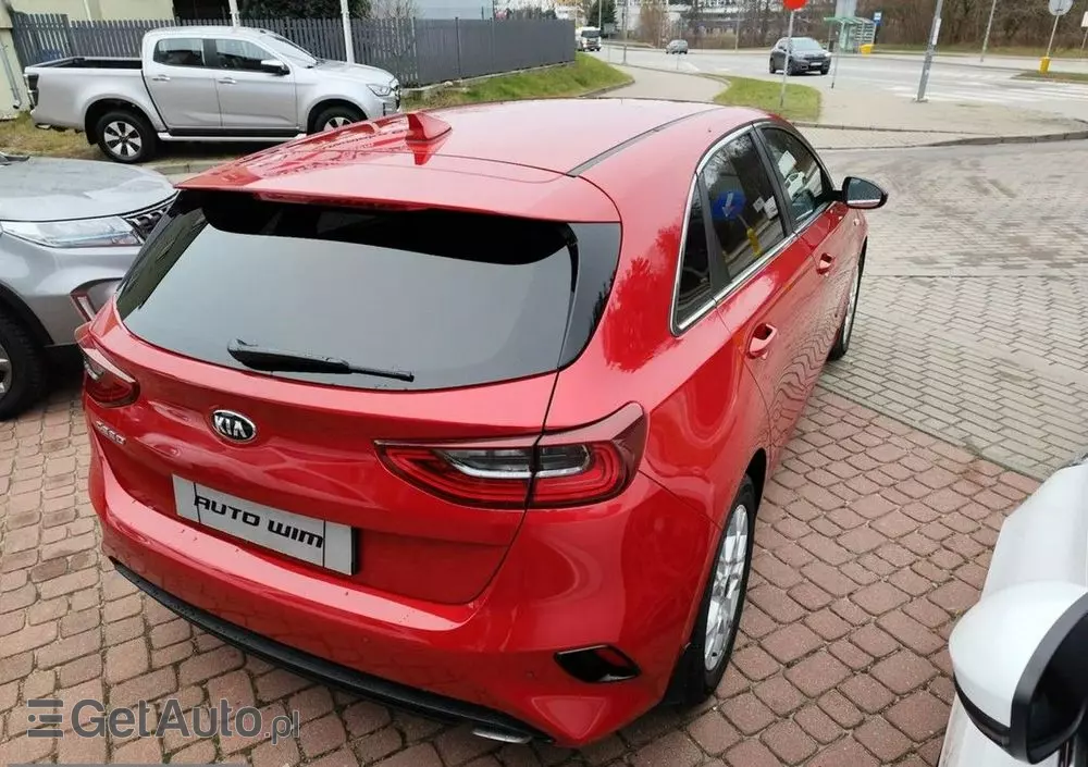 KIA Ceed 1.5 T-GDI M DCT