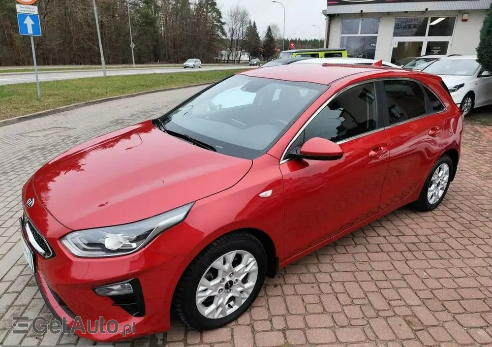 KIA Ceed 1.5 T-GDI M DCT