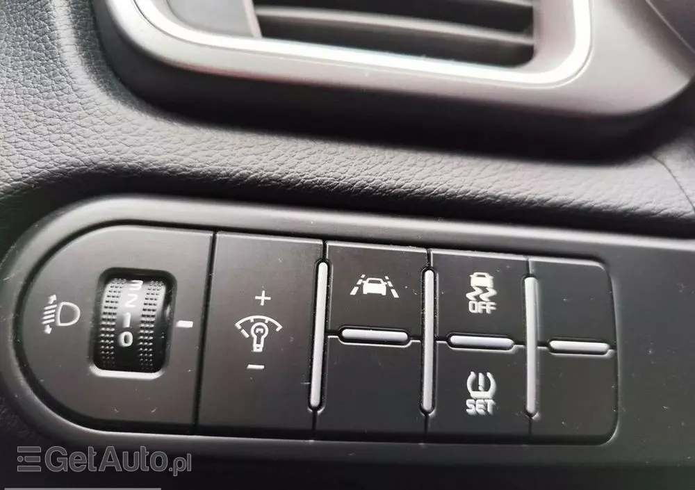 KIA Ceed 1.5 T-GDI M DCT