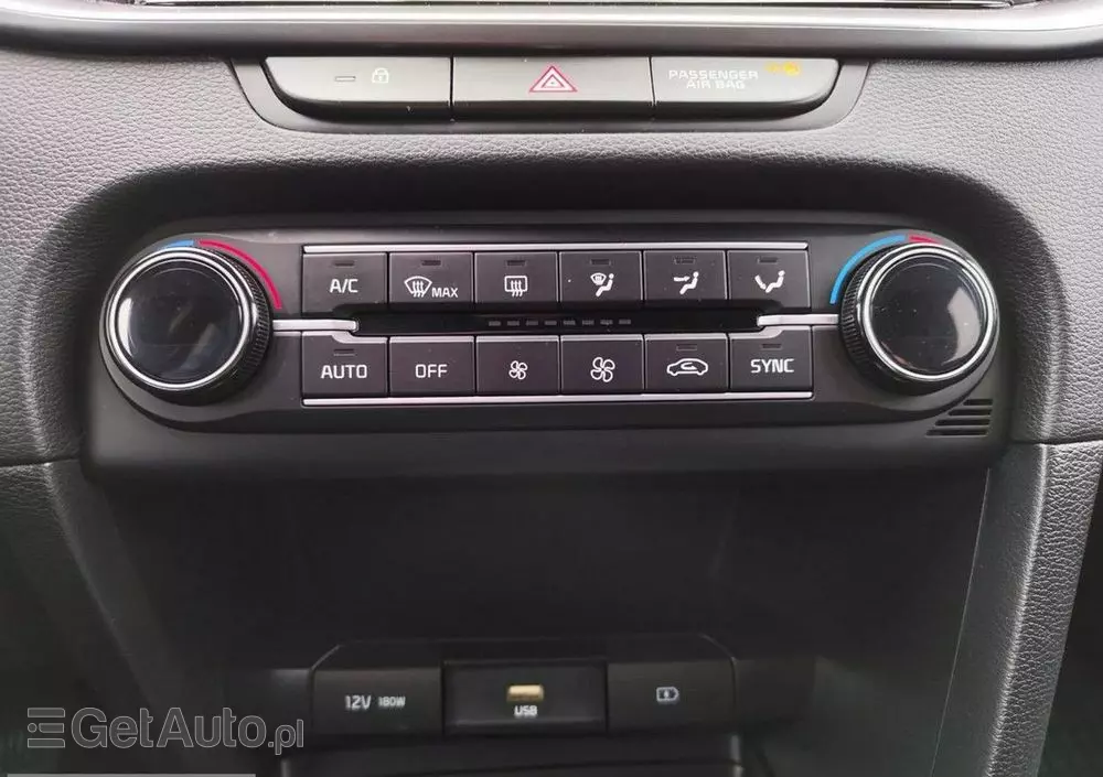 KIA Ceed 1.5 T-GDI M DCT