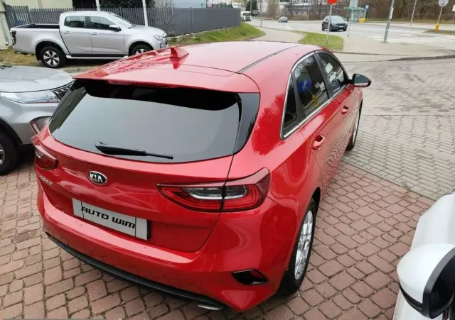 KIA Ceed 1.5 T-GDI M DCT