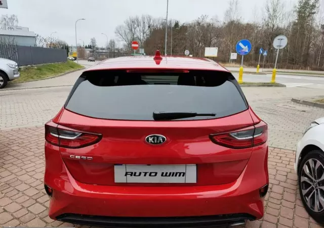 KIA Ceed 1.5 T-GDI M DCT