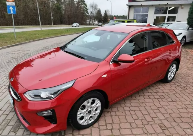 KIA Ceed 1.5 T-GDI M DCT