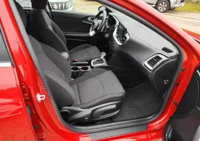 KIA Ceed 1.5 T-GDI M DCT