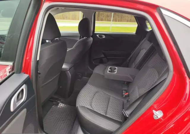 KIA Ceed 1.5 T-GDI M DCT