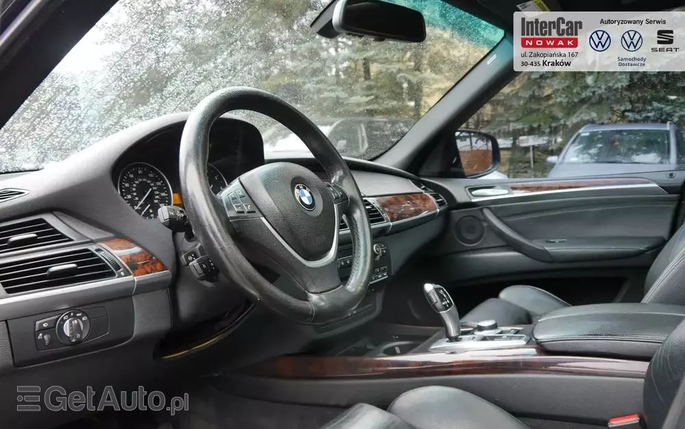 BMW X5 4.8i xDrive