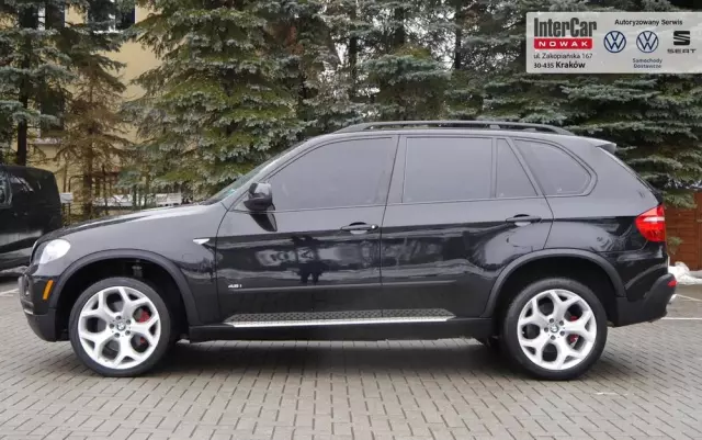 BMW X5 4.8i xDrive