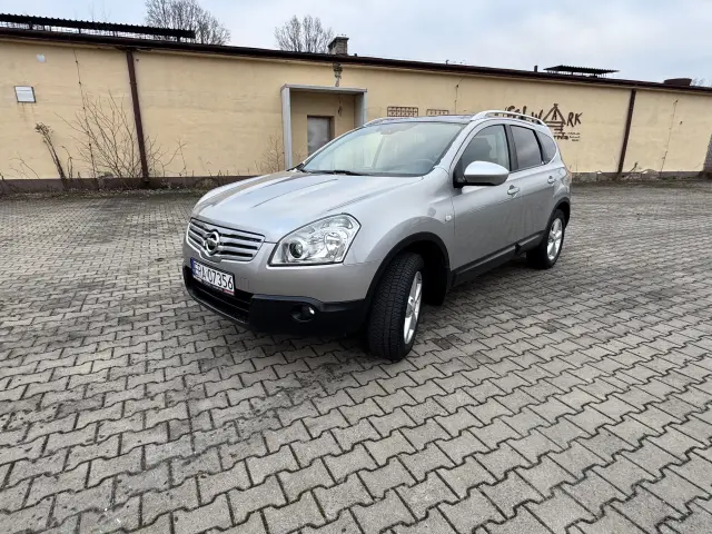 NISSAN Qashqai+2 