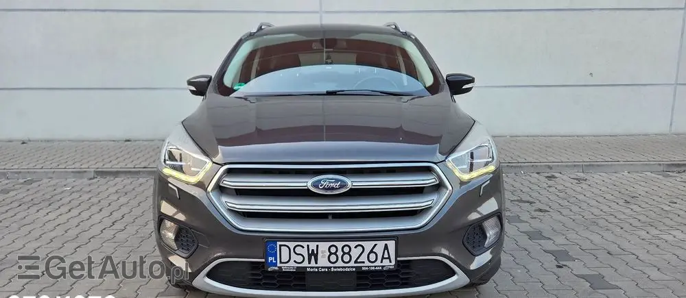 FORD Kuga 1.5 EcoBoost 2x4 Titanium