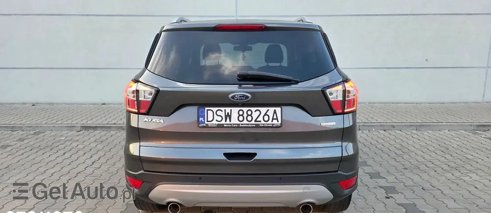 FORD Kuga 1.5 EcoBoost 2x4 Titanium