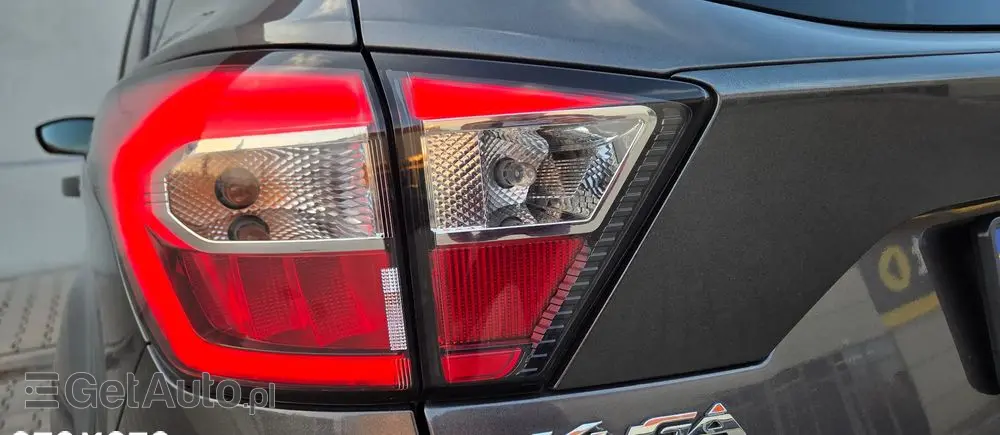 FORD Kuga 1.5 EcoBoost 2x4 Titanium