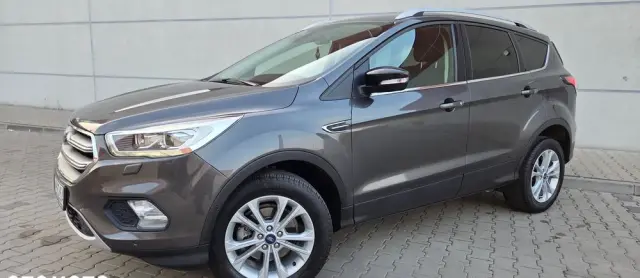 FORD Kuga 1.5 EcoBoost 2x4 Titanium