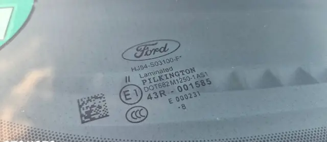 FORD Kuga 1.5 EcoBoost 2x4 Titanium