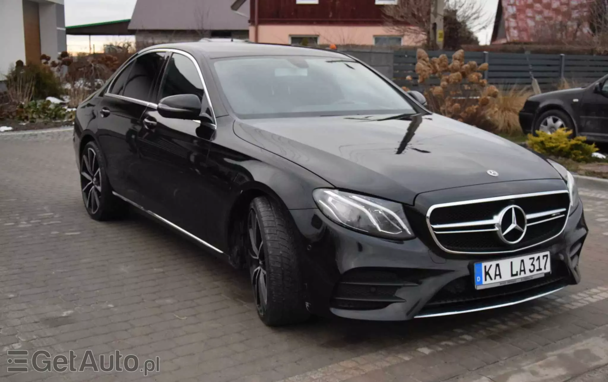 MERCEDES-BENZ Klasa E 200 d T 9G-TRONIC AMG Line