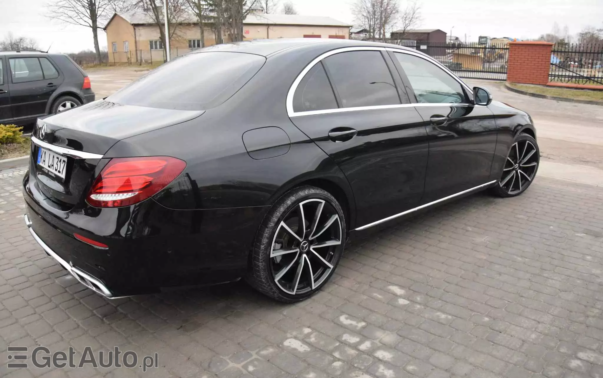 MERCEDES-BENZ Klasa E 200 d T 9G-TRONIC AMG Line