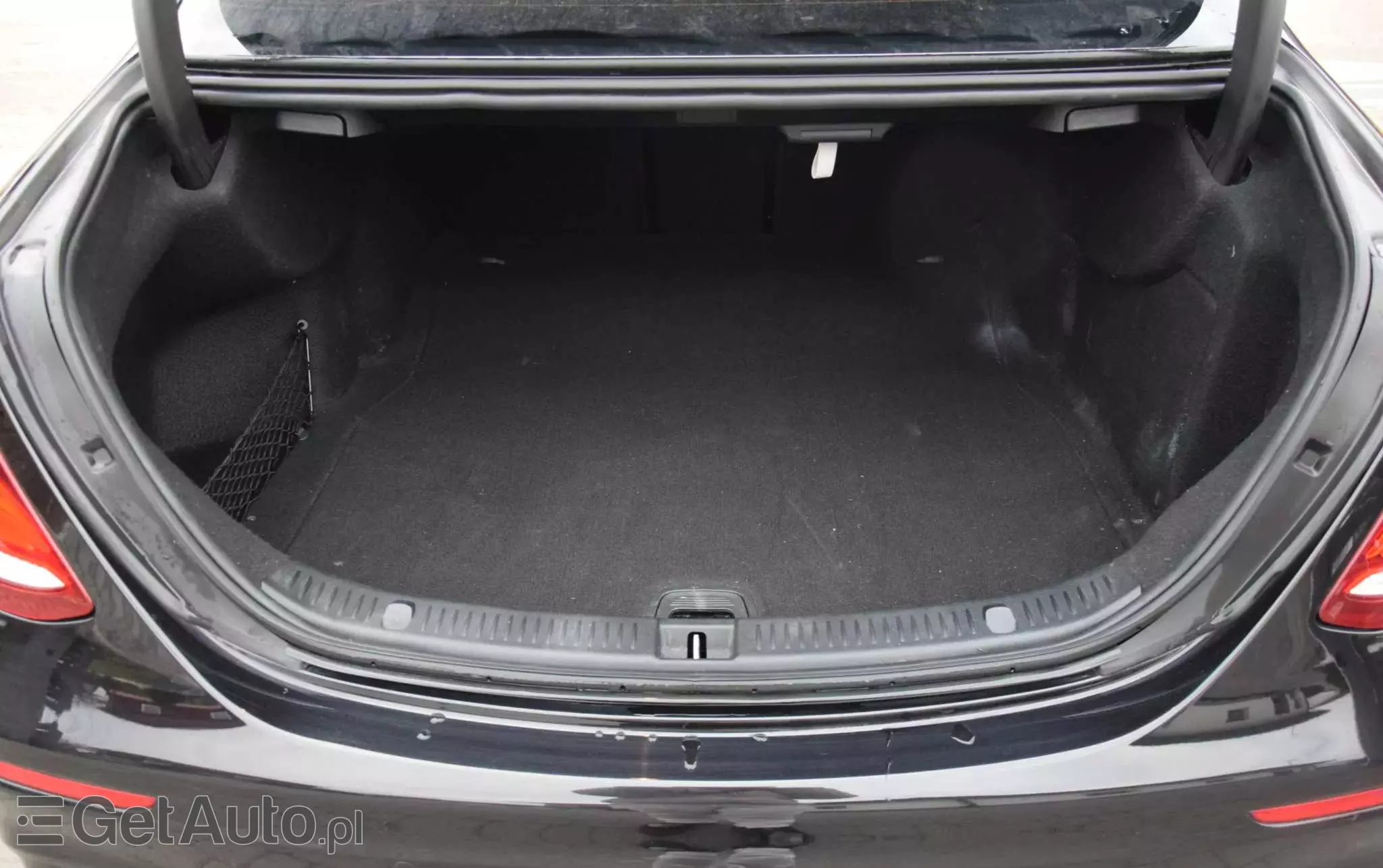 MERCEDES-BENZ Klasa E 200 d T 9G-TRONIC AMG Line