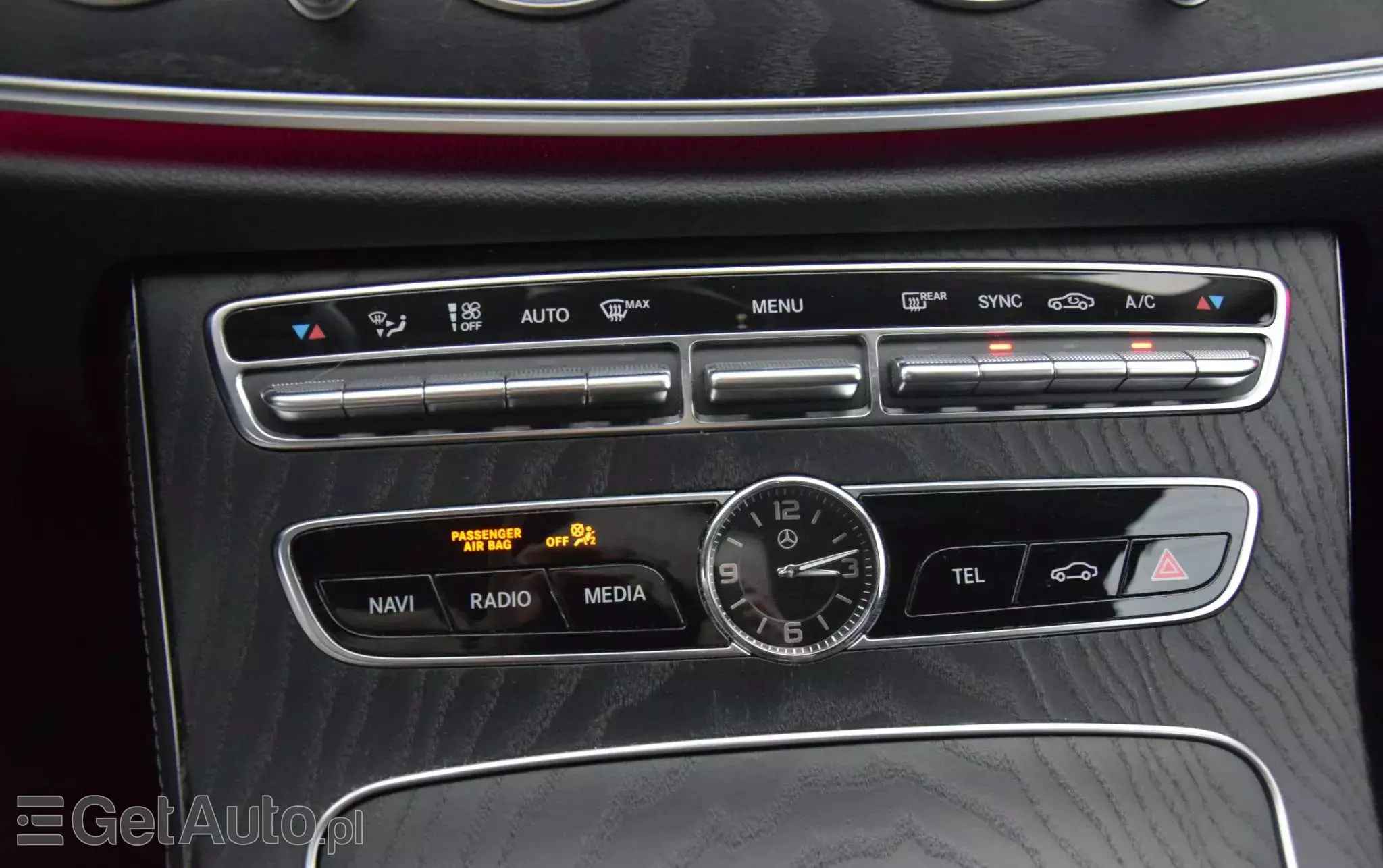 MERCEDES-BENZ Klasa E 200 d T 9G-TRONIC AMG Line