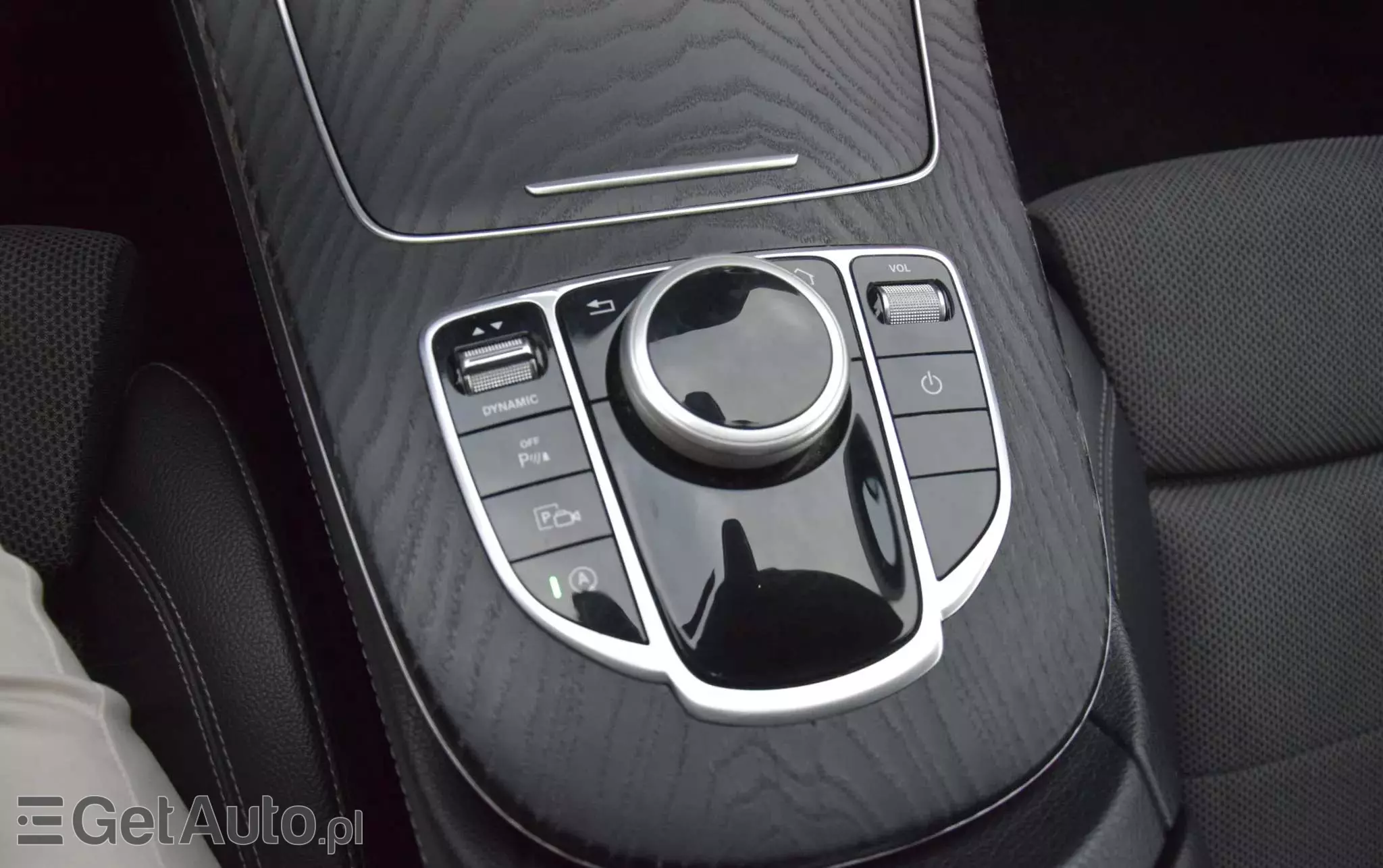 MERCEDES-BENZ Klasa E 200 d T 9G-TRONIC AMG Line