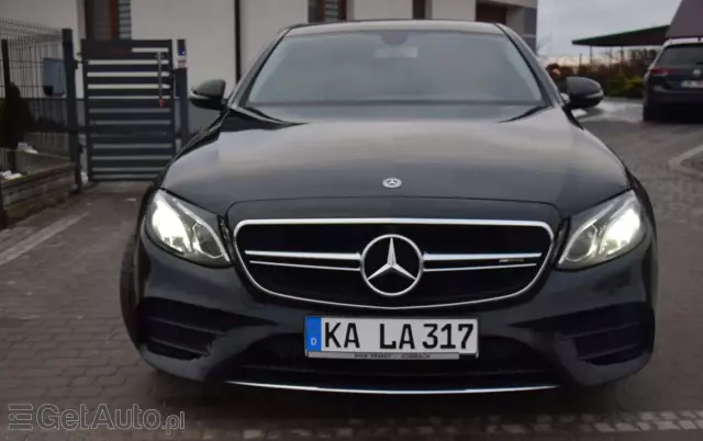 MERCEDES-BENZ Klasa E 200 d T 9G-TRONIC AMG Line