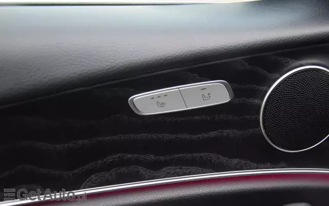 MERCEDES-BENZ Klasa E 200 d T 9G-TRONIC AMG Line