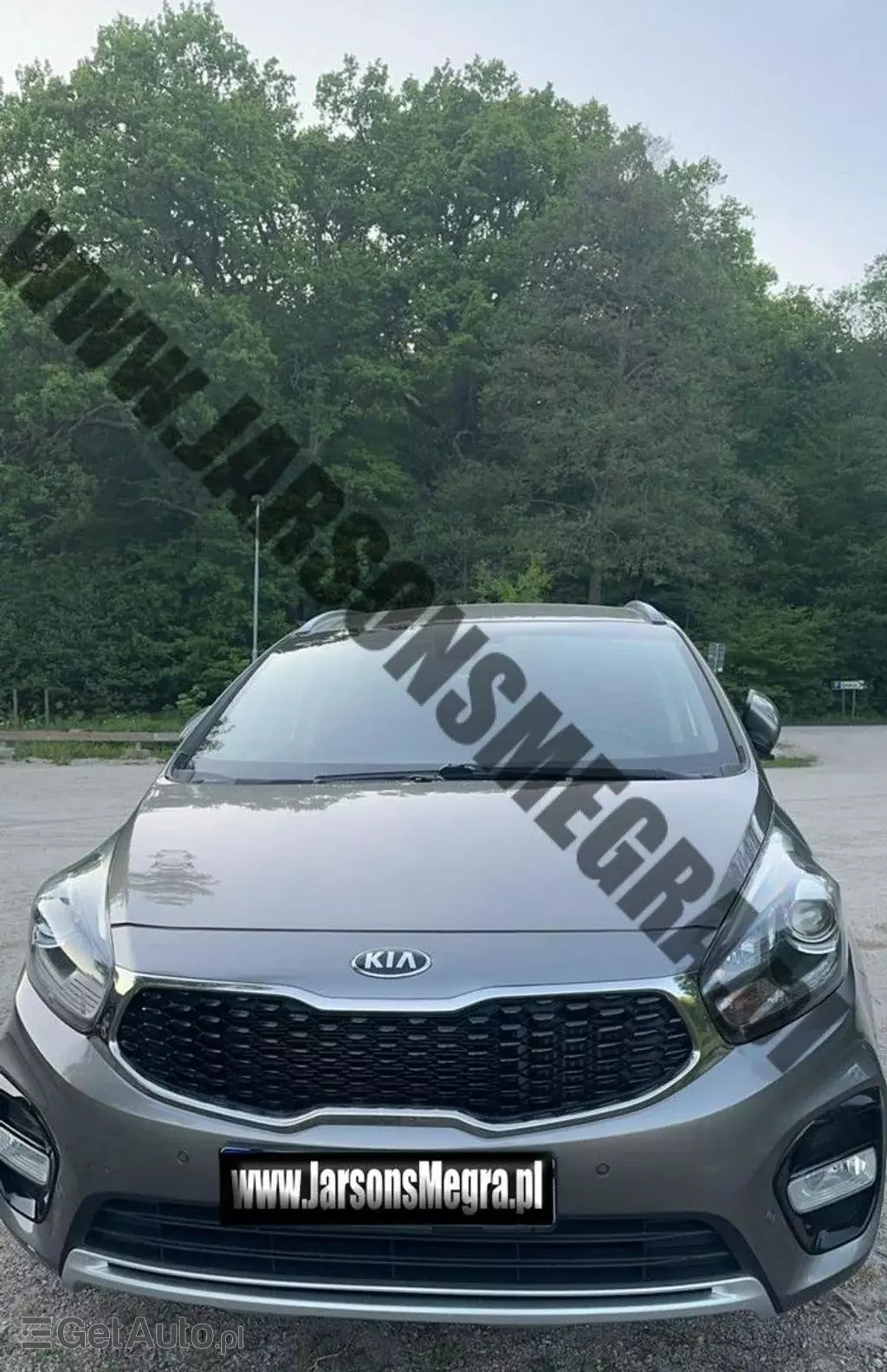 KIA Carens 