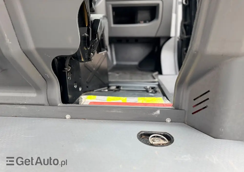 PEUGEOT Expert/2.0/ Long/SPROWADZONY /1 WŁ/FV23%/3-OS /5-DRZWI/SERWISOWANY/VW/FORD/OPEL/CITROEN 