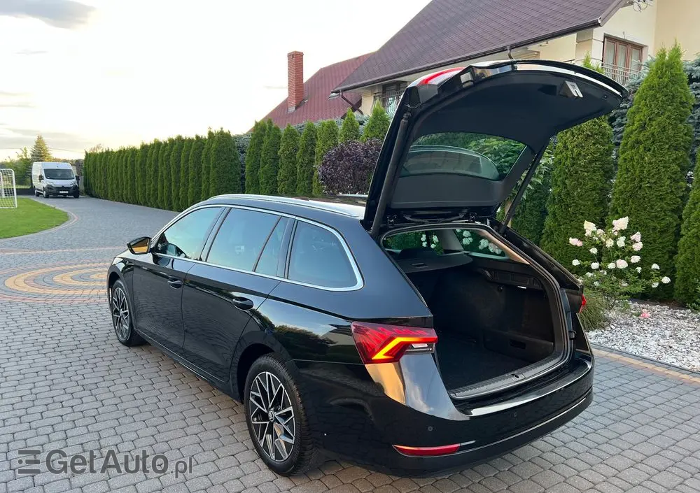 SKODA Octavia 2.0 TDI Style DSG