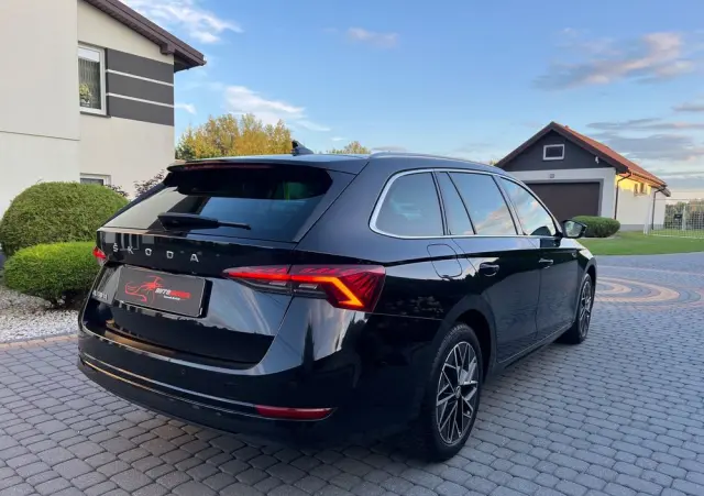 SKODA Octavia 2.0 TDI Style DSG