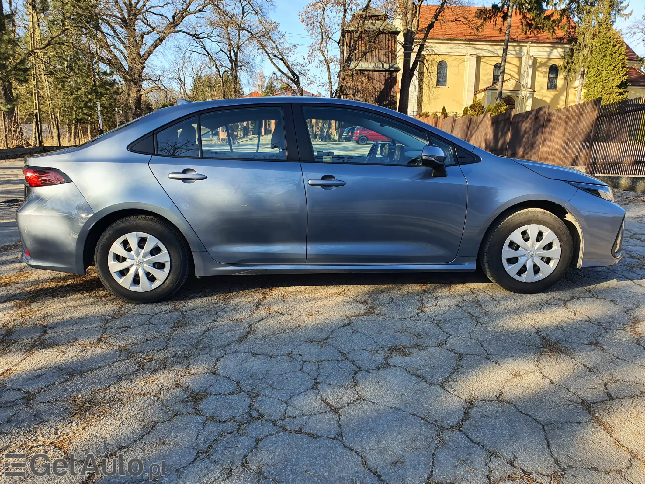 TOYOTA Corolla Active