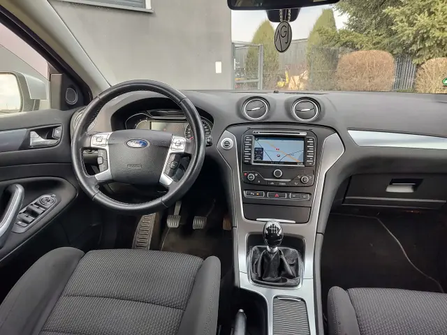 FORD Mondeo Titanium