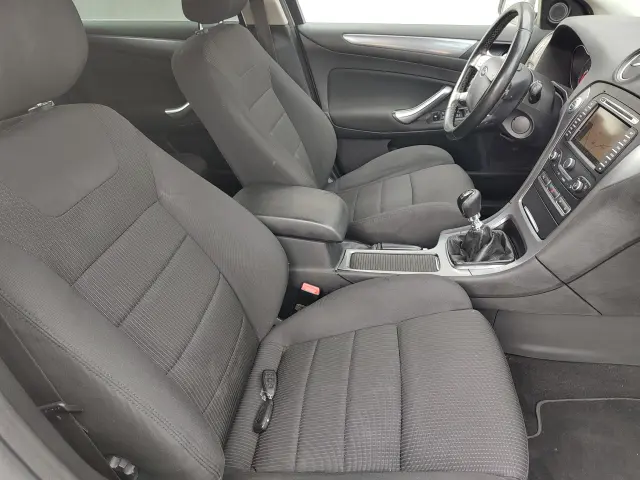 FORD Mondeo Titanium