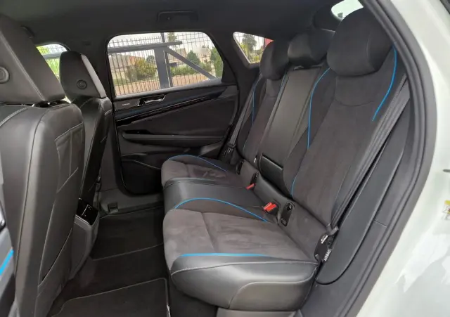 VOLKSWAGEN ID.7 77kWh Pro