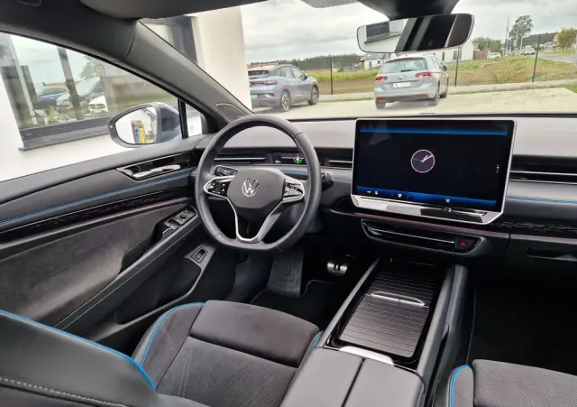 VOLKSWAGEN ID.7 77kWh Pro