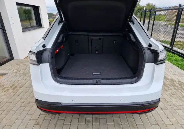 VOLKSWAGEN ID.7 77kWh Pro