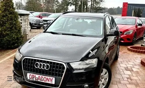AUDI Q3 