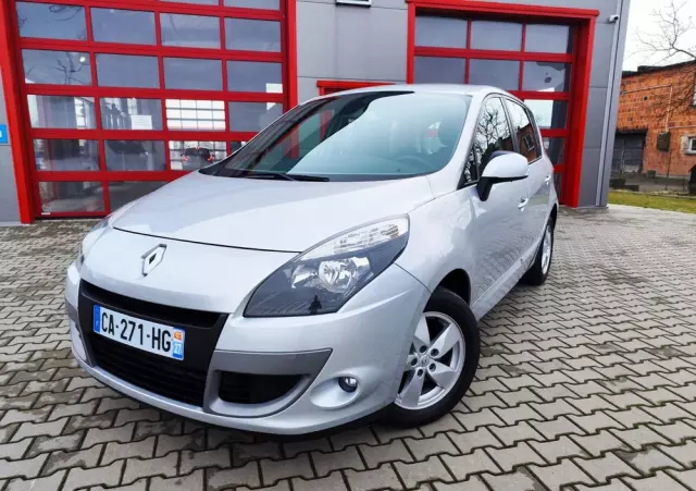 RENAULT Scenic 1.5 dCi Life