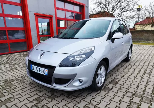 RENAULT Scenic 1.5 dCi Life