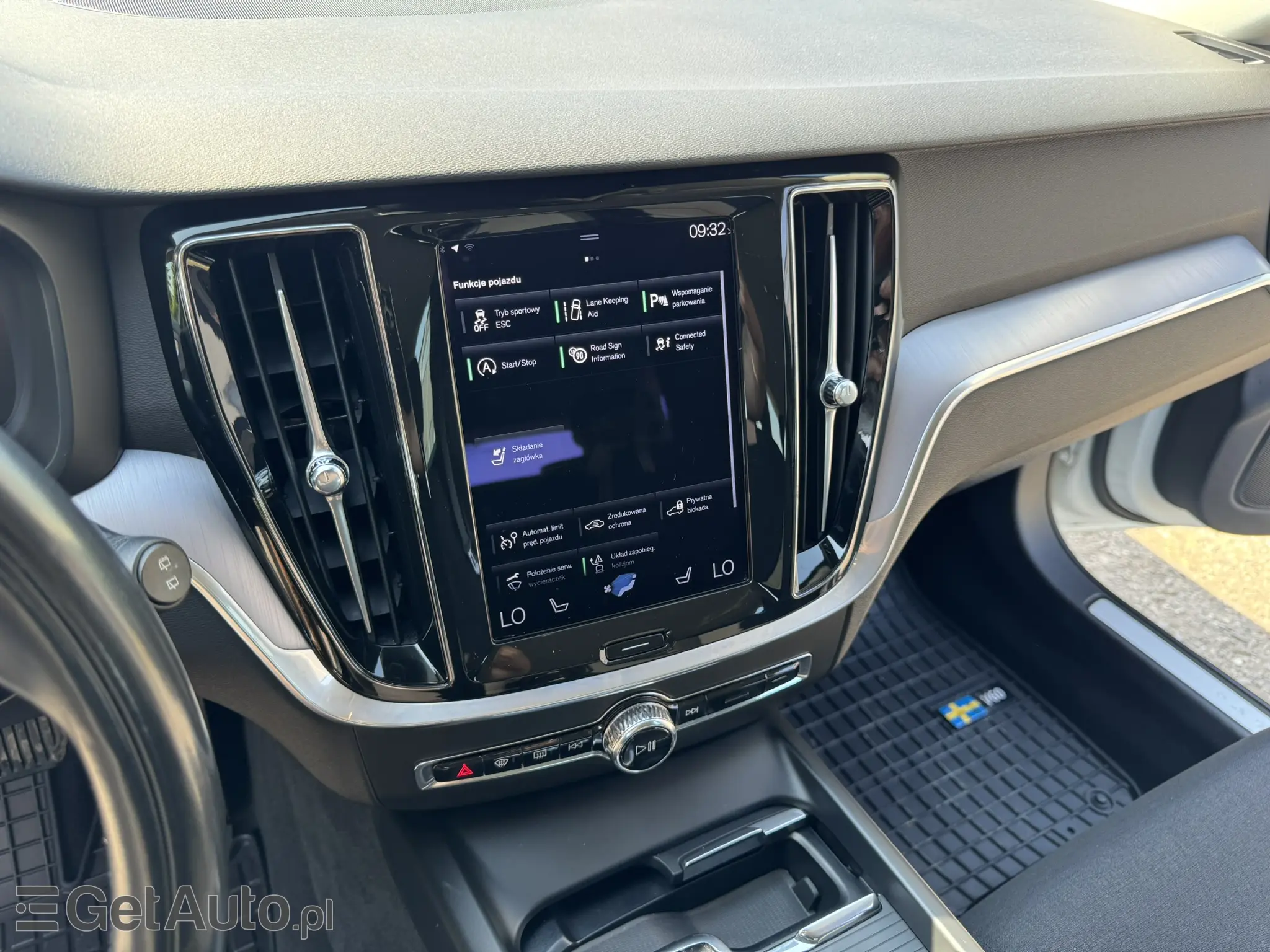 VOLVO V60 Inscription