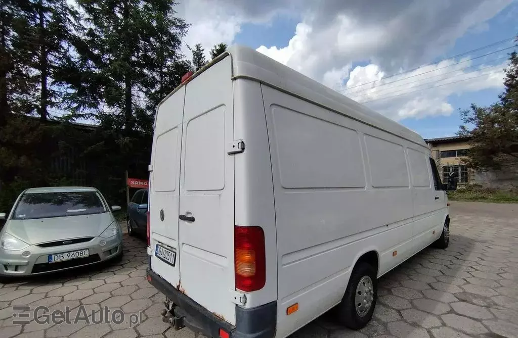 VOLKSWAGEN LT 