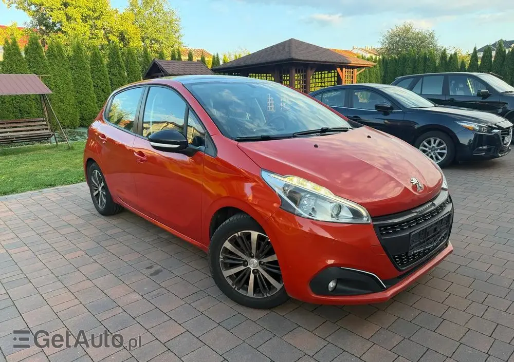 PEUGEOT 208 1.2 VTi Allure