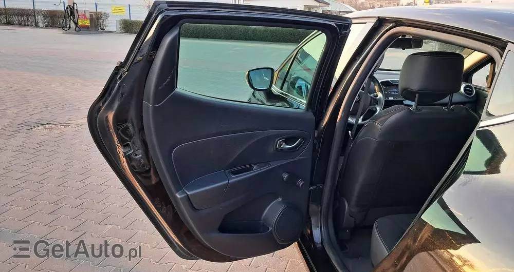 RENAULT Clio 0.9 Energy TCe Dynamique