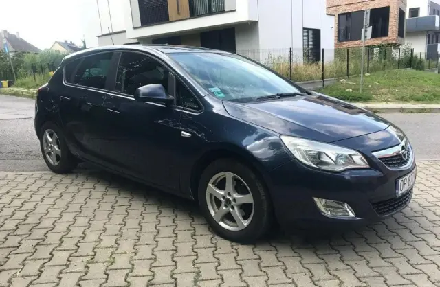 OPEL Astra 