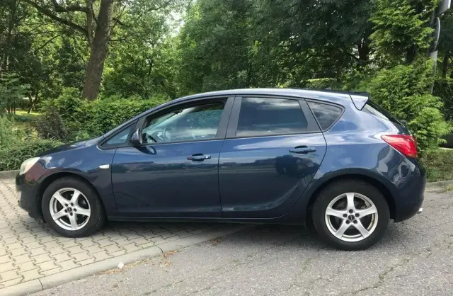 OPEL Astra 