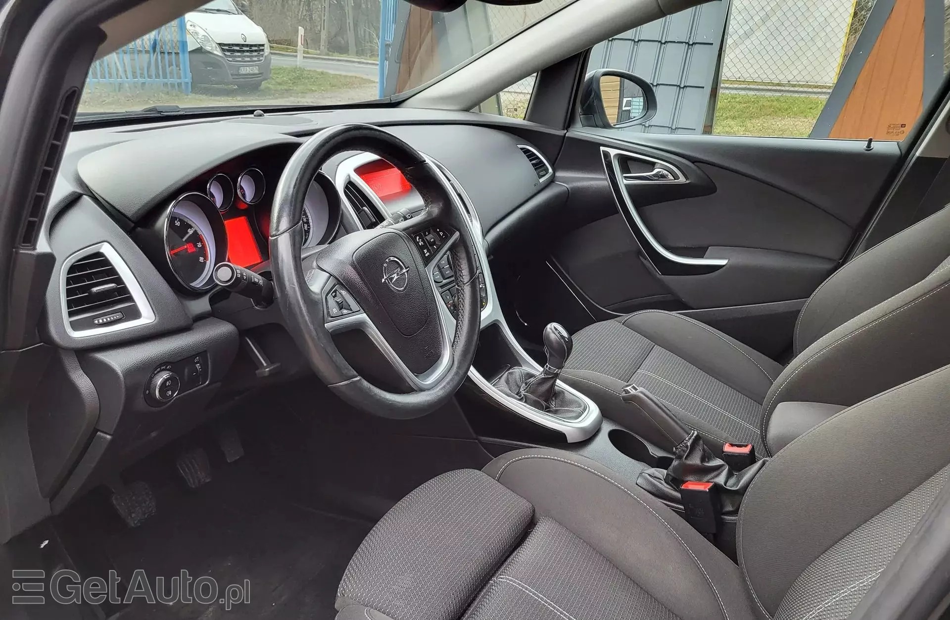 OPEL Astra 1.4 Turbo (140 KM)