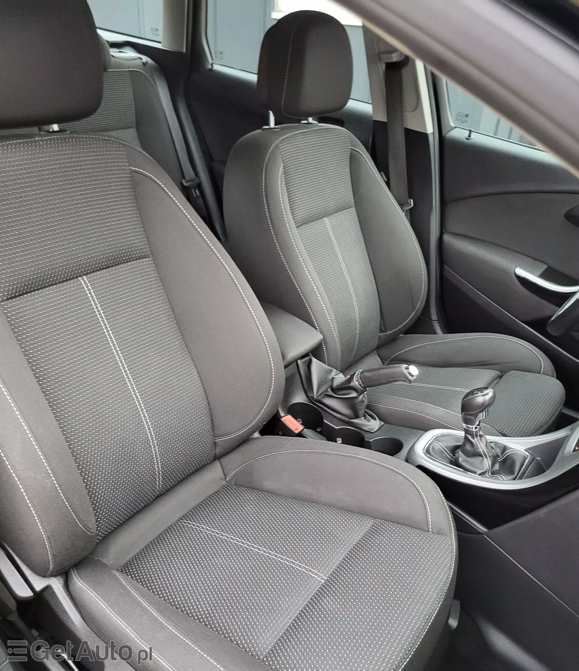 OPEL Astra 1.4 Turbo (140 KM)