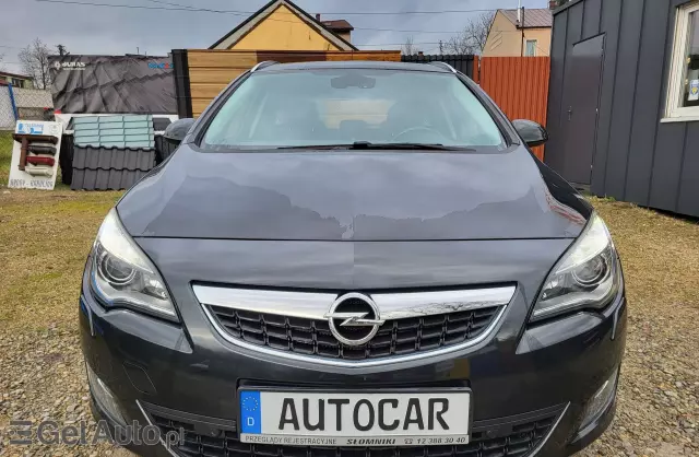 OPEL Astra 1.4 Turbo (140 KM)