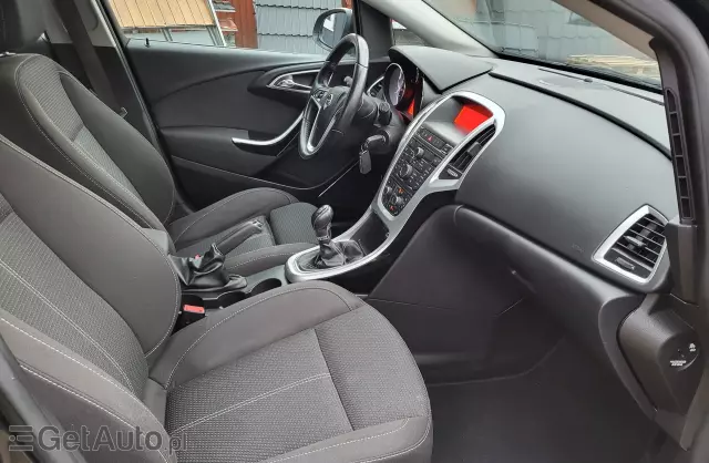 OPEL Astra 1.4 Turbo (140 KM)