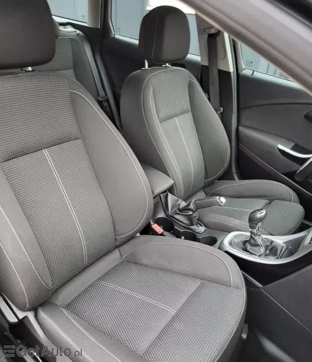 OPEL Astra 1.4 Turbo (140 KM)