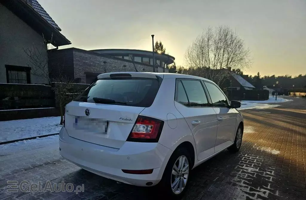 SKODA Fabia 